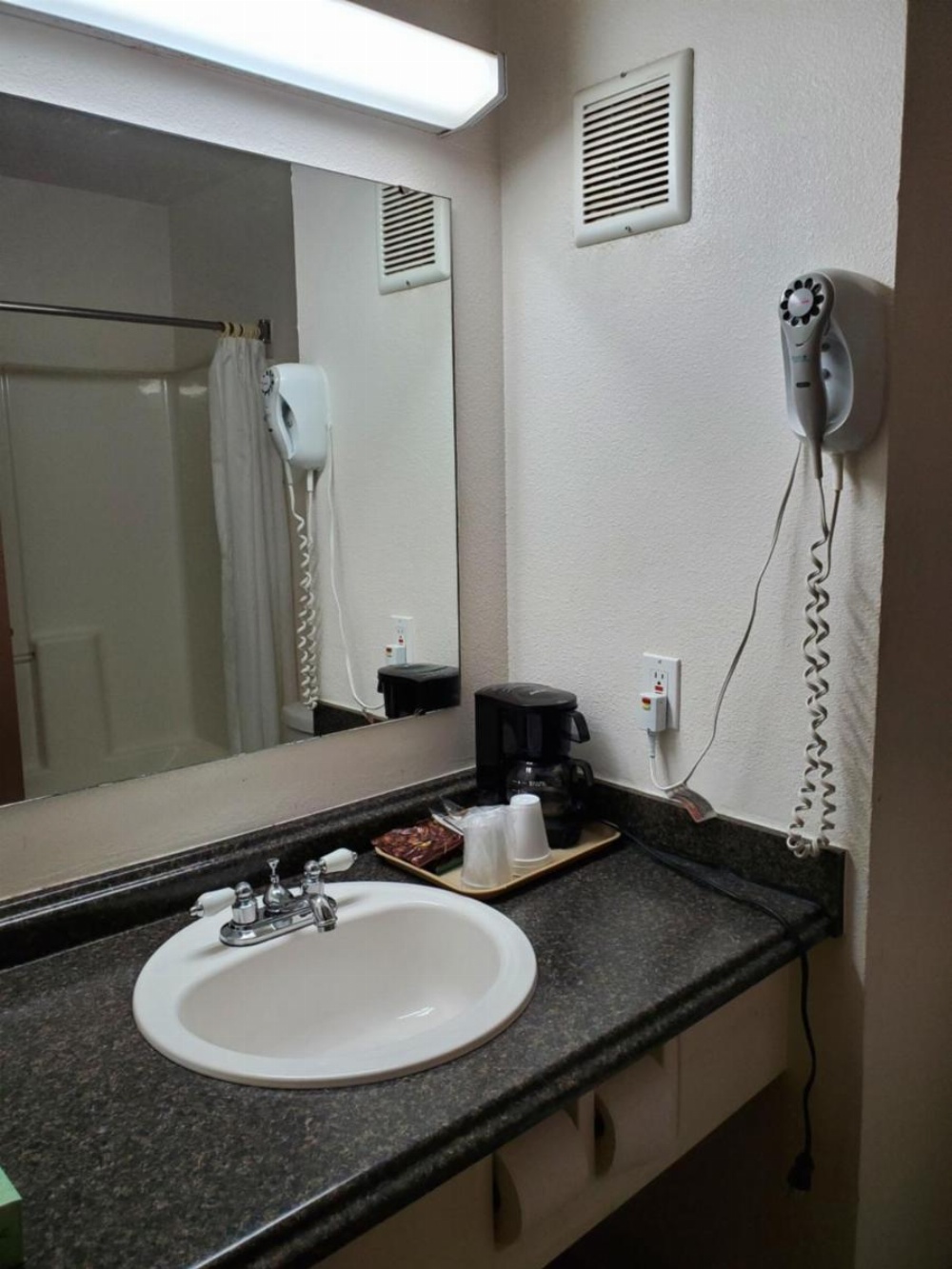 Bellis Inn Image 18