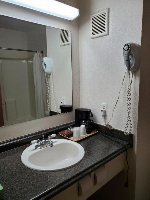 Bellis Inn image 18